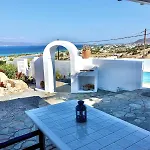 Villa Kamari *