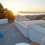 Villa Kamari *