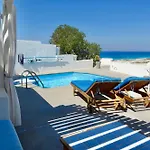 Kamari Villa