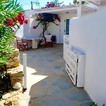 Villa Kamari