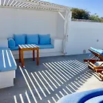 Villa Kamari