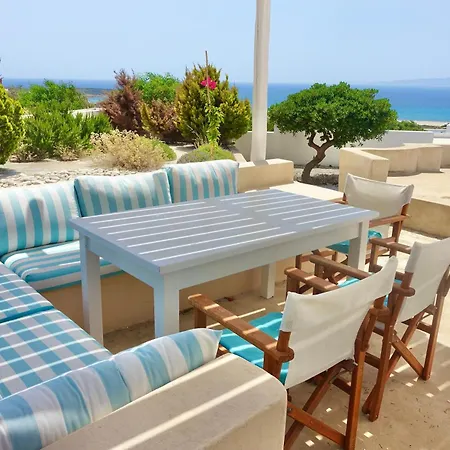 Villa Kamari *